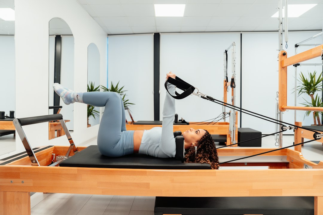 PILATES 참고 이미지 2